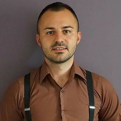 Миша Позднев