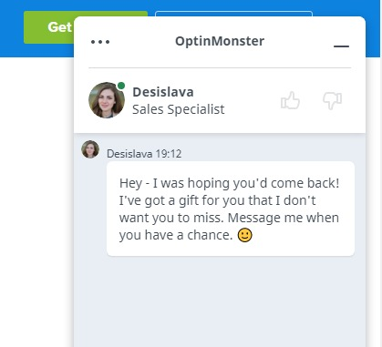 Building a connection with a visitor through a live chat